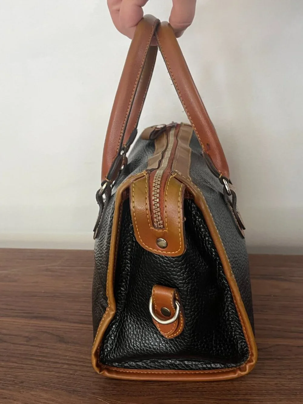 VTG Dooney Bourke Black and Brown Pebble AllWeather Leather Doctor's/Bowler Bag